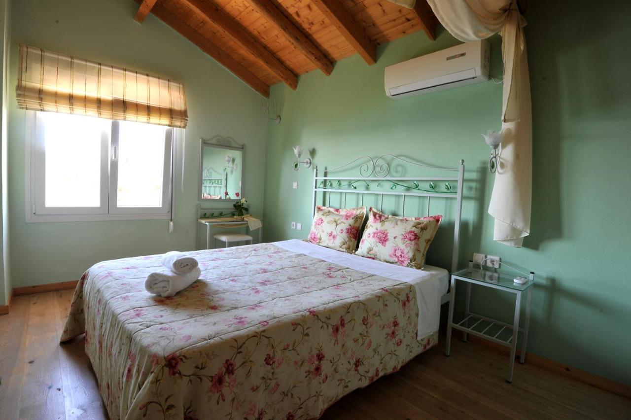 Villa Theodora View Apartments Zeys อายีโอส เยออร์ยิโอส ปากอน ภายนอก รูปภาพ